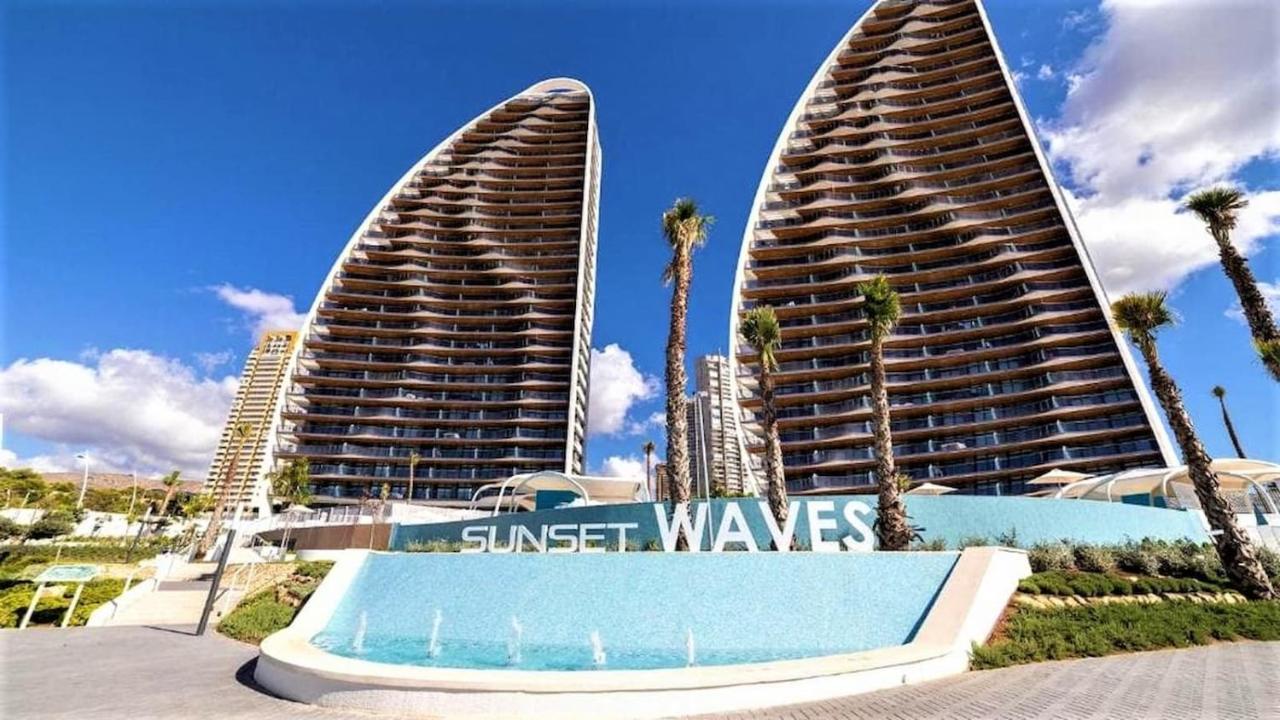 Apartamentos Sunset Waves By Sonneil Rentals Benidorm Ngoại thất bức ảnh